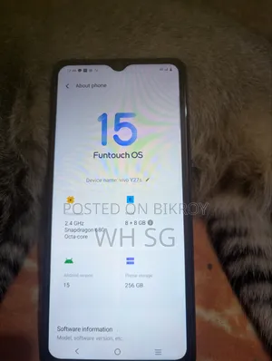 Vivo Y27s 256 GB Red