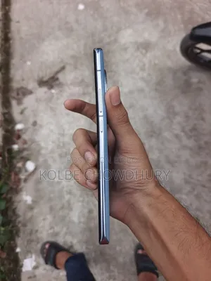 ভিভো এক্স১০০ ২৫৬ জিবি ব্লু