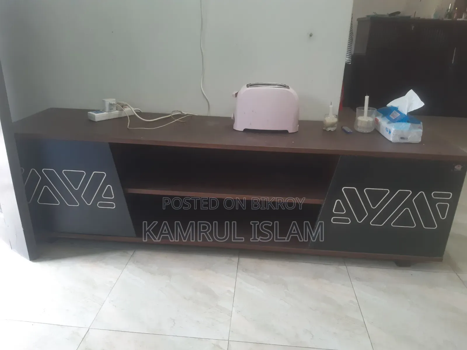 Tv Trolley (Regal Rfl)