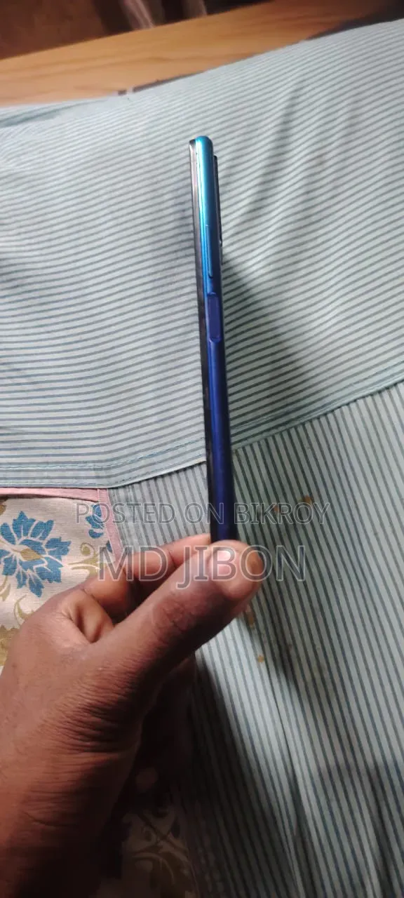 New Vivo Y20 64 GB Blue