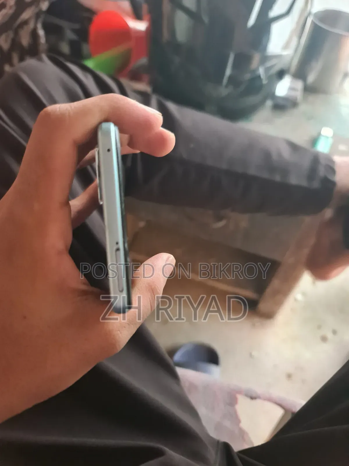 Vivo Y21 64 GB Silver