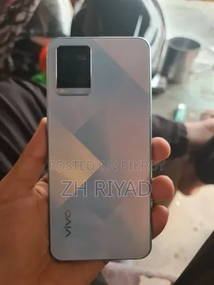 Vivo Y21 64 GB Silver