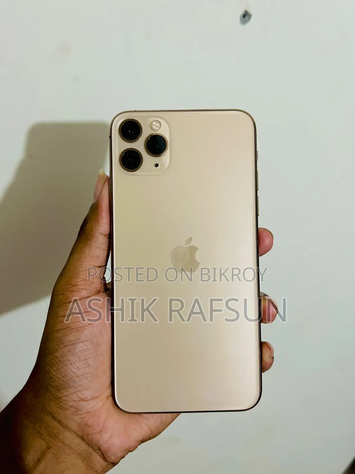 Apple iPhone 11 Pro Max 64 GB Gold