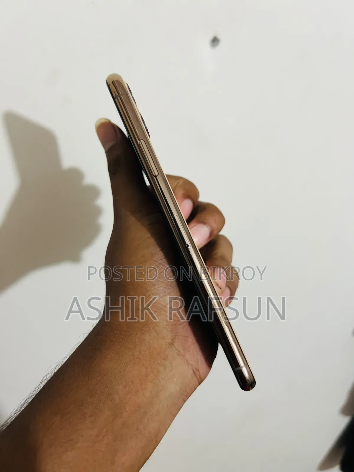 Apple iPhone 11 Pro Max 64 GB Gold