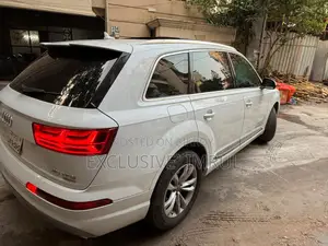 Audi Q7 2.0T Premium AWD Quattro 2017 White