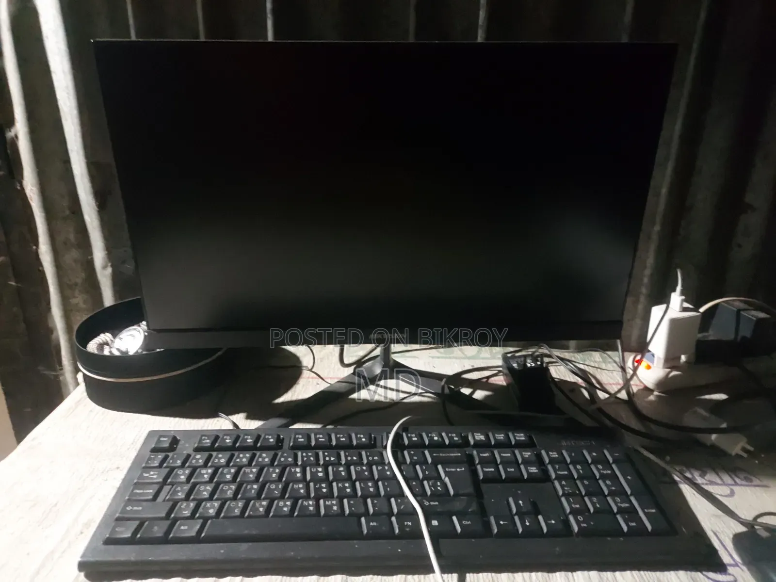 Desktop Computer Lenovo 16GB AMD Ryzen 5 SSD 512GB