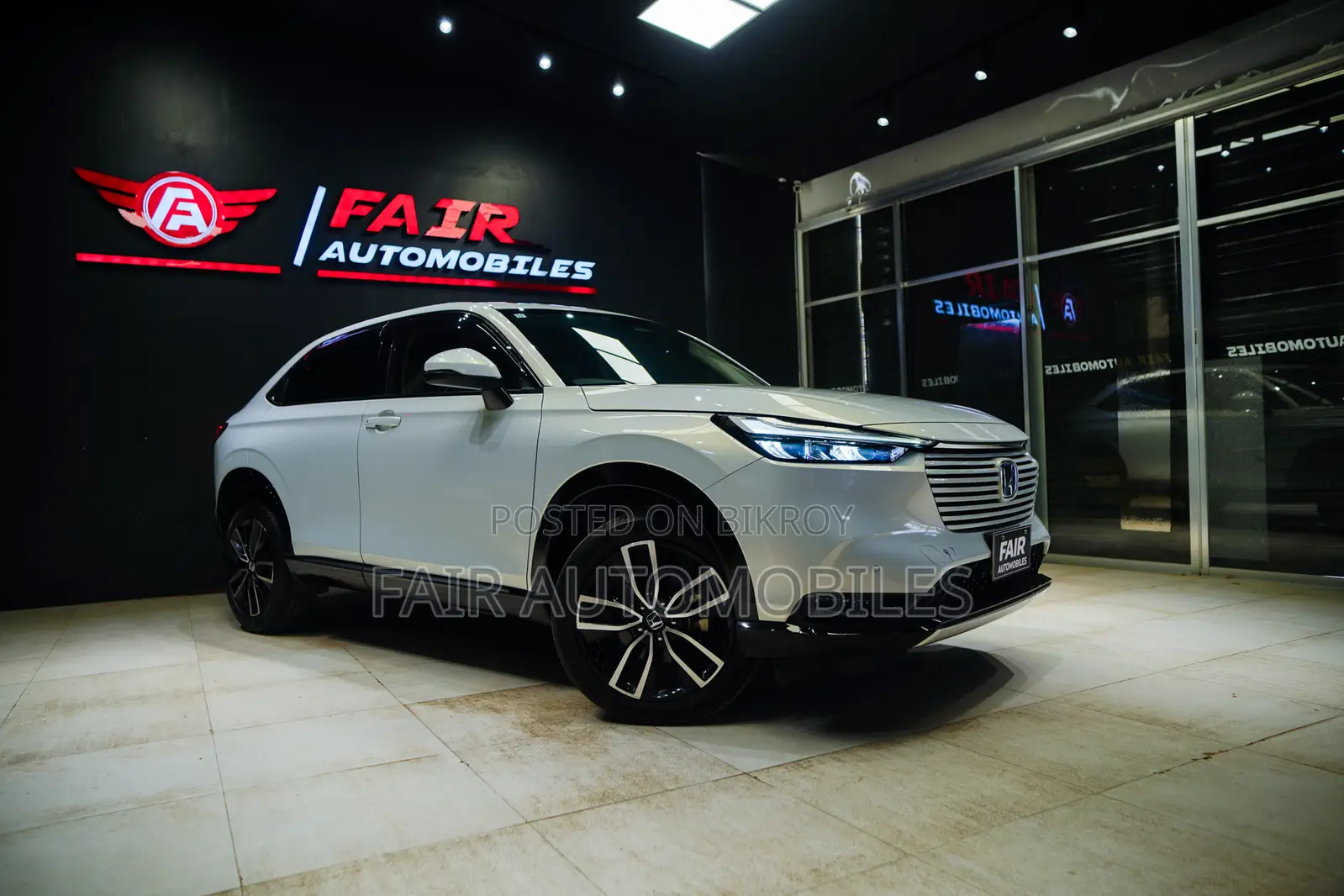 Honda Vezel 1.5 Hybrid 2WD 2021 White