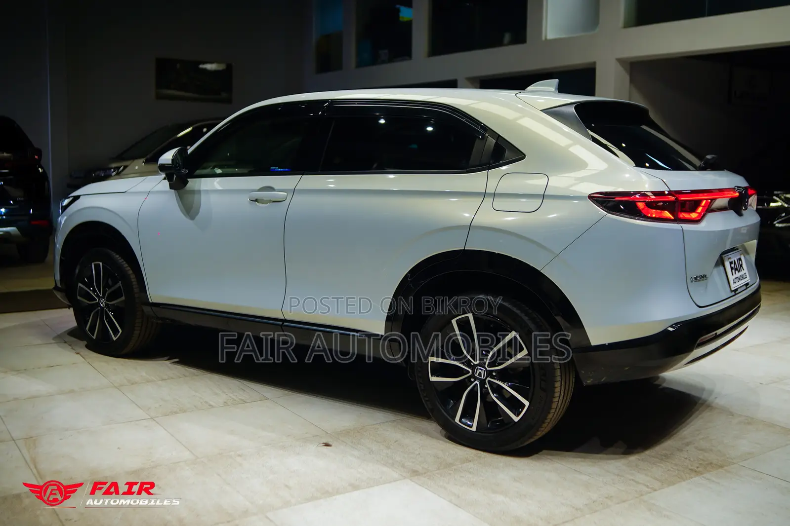 Honda Vezel 1.5 Hybrid 2WD 2021 White