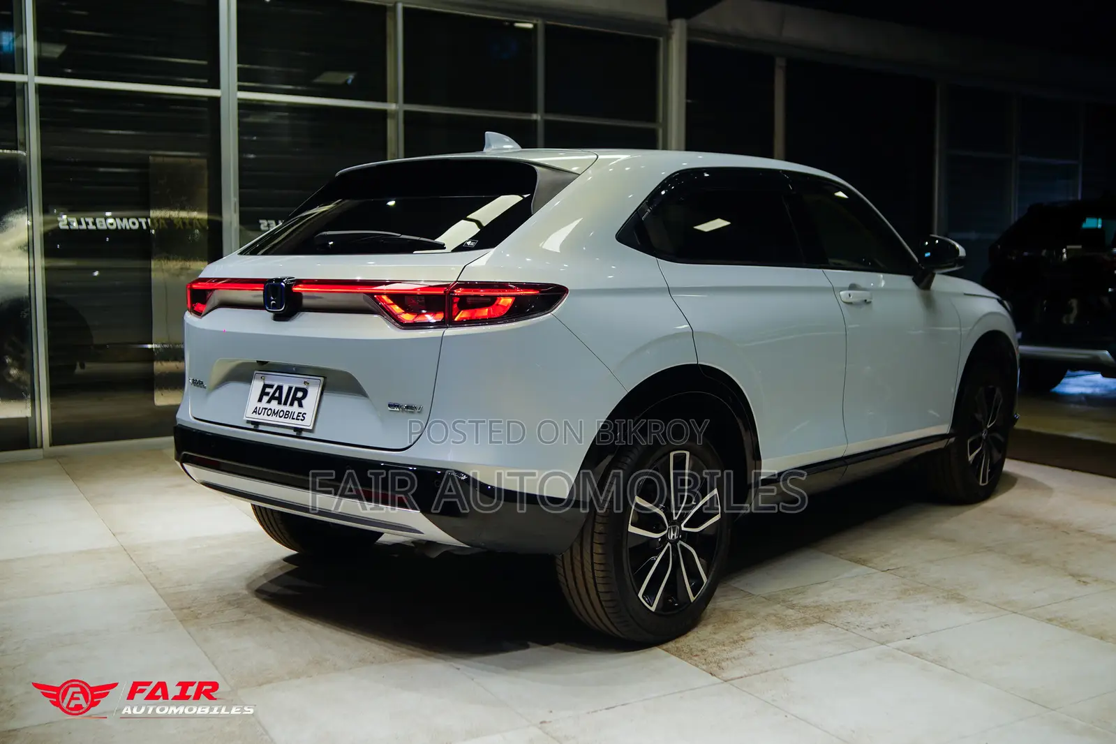 Honda Vezel 1.5 Hybrid 2WD 2021 White
