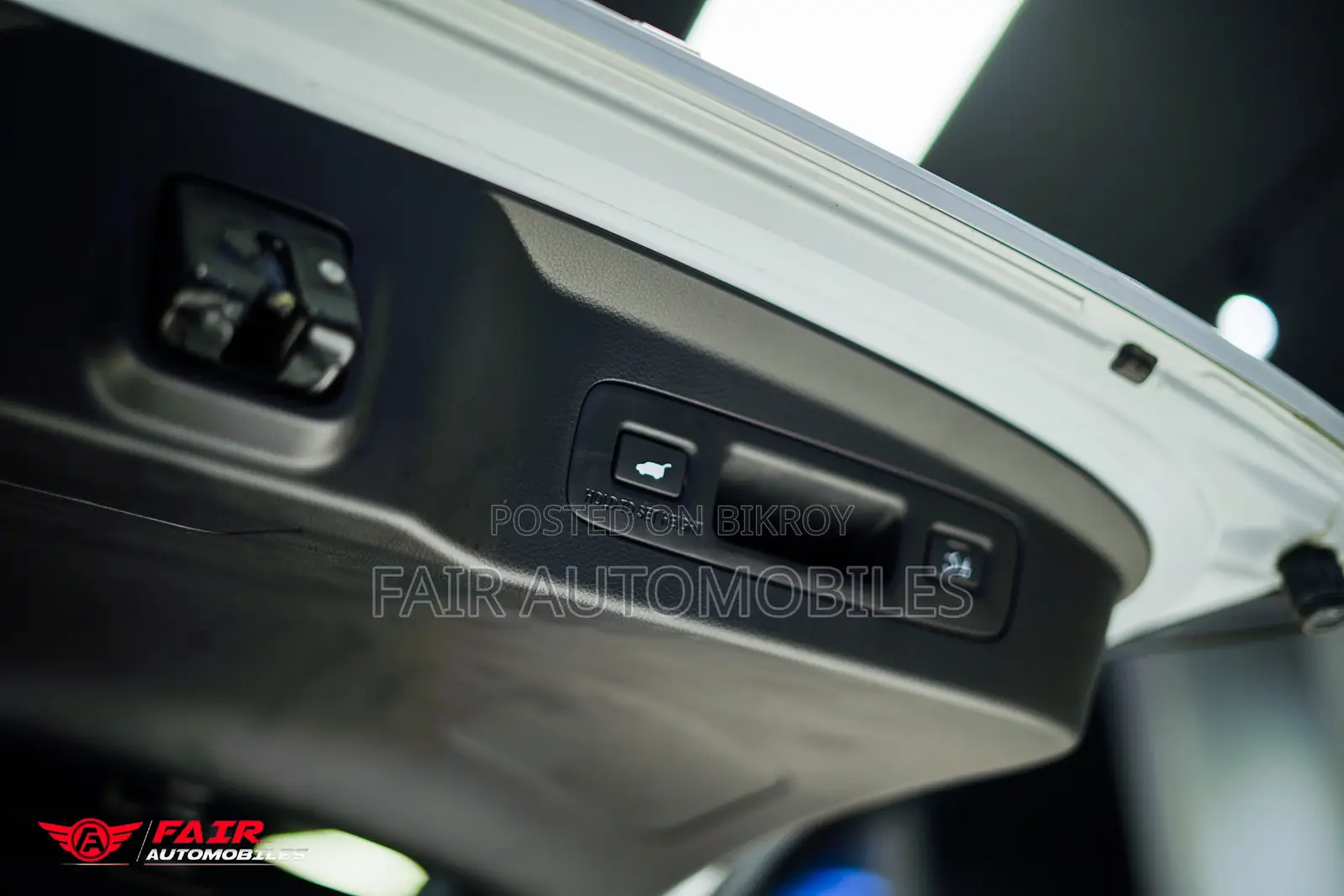 Honda Vezel 1.5 Hybrid 2WD 2021 White