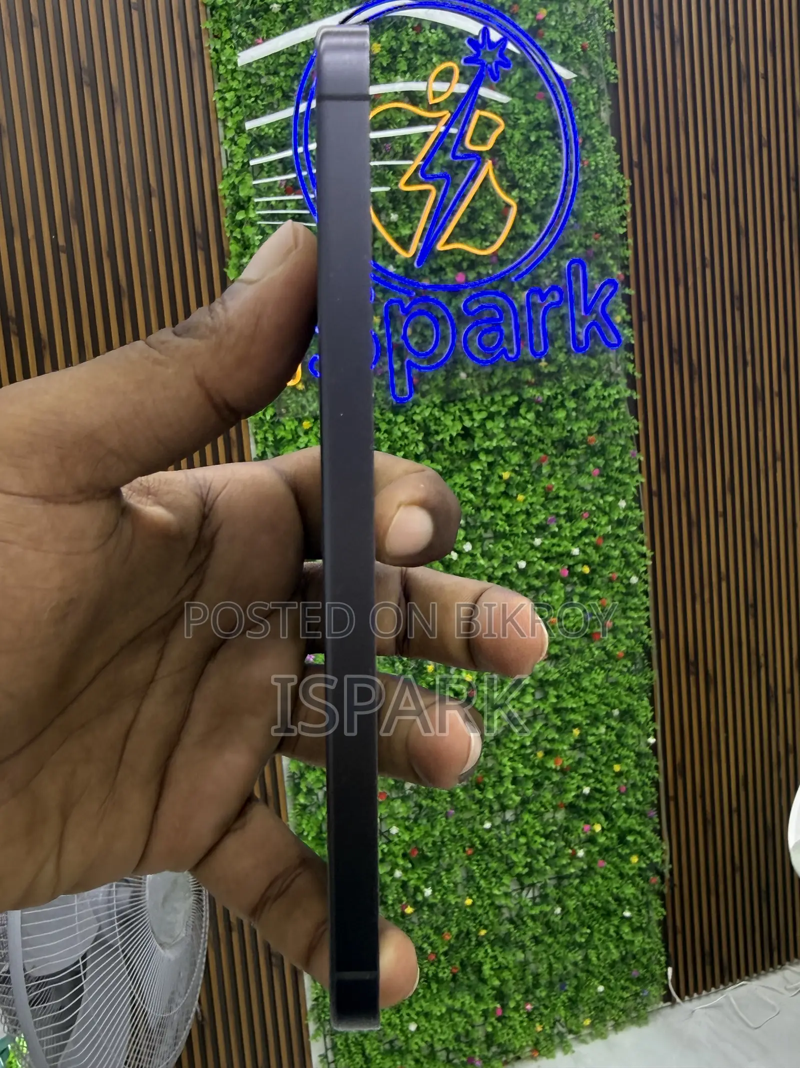 স্যামসাং গ্যালাক্সি এস২৪ এফই ১২৮ জিবি কালো