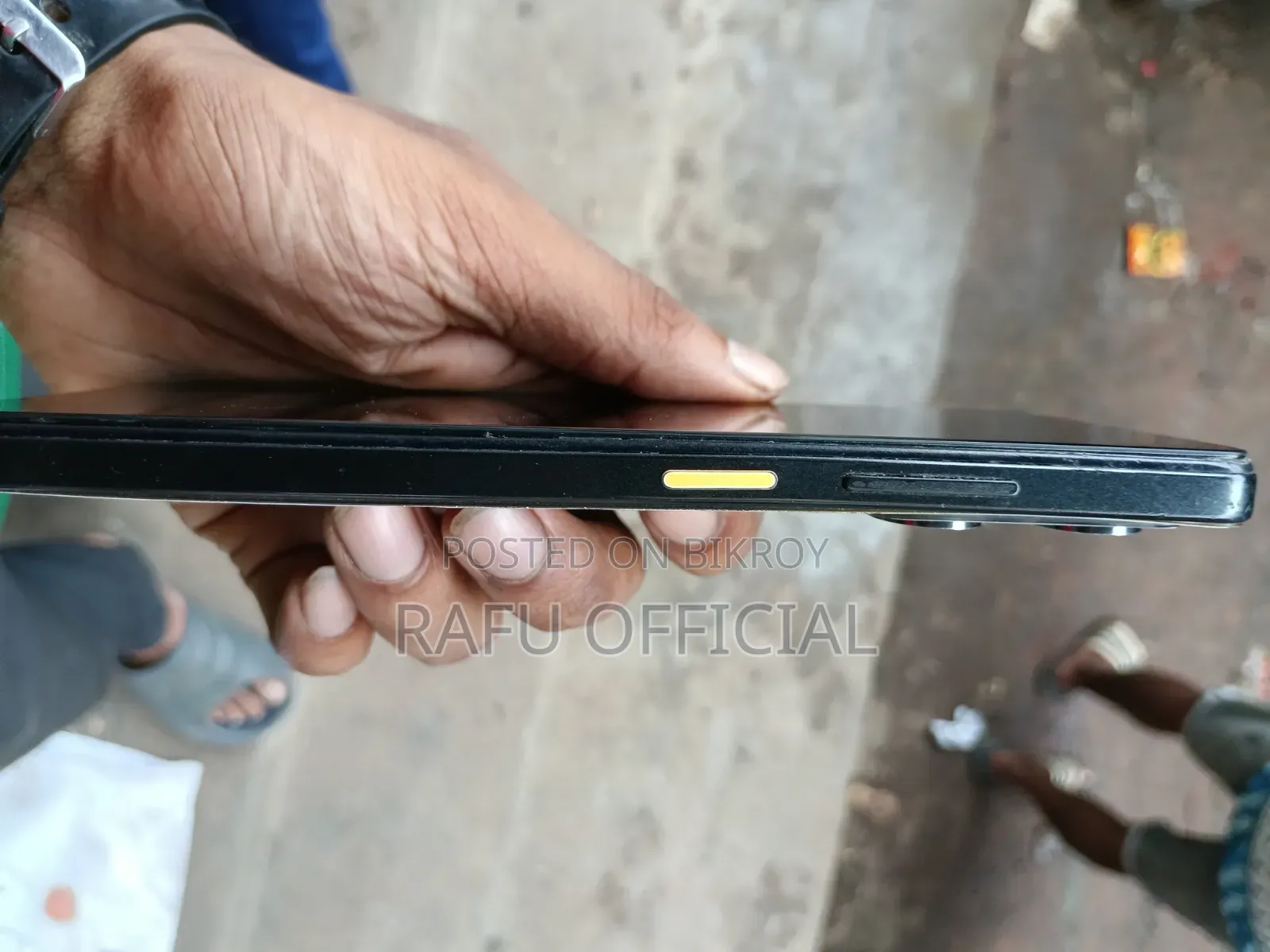 EL 256 GB Black