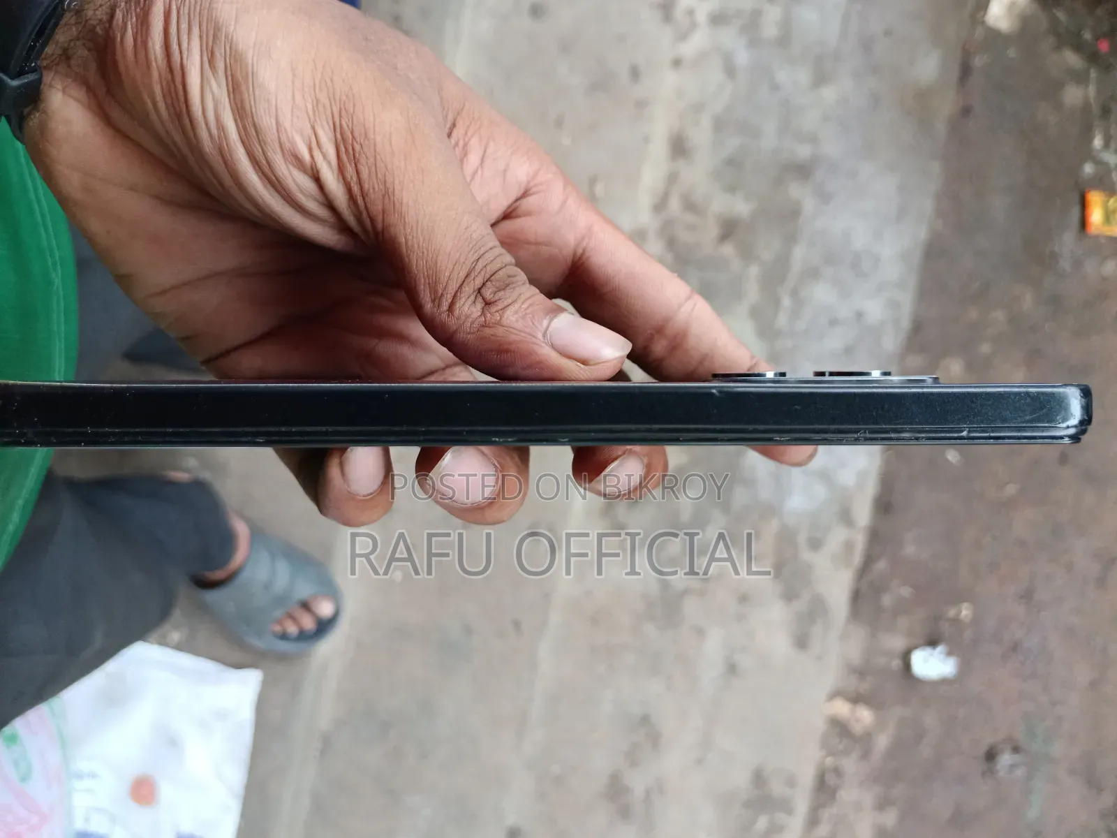 EL 256 GB Black