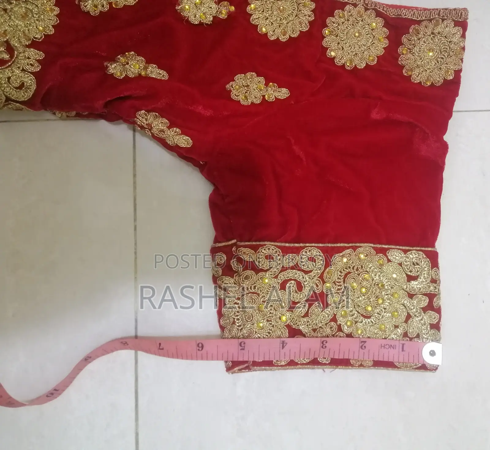 লেহেঙ্গা বিক্রি করতে চাই
