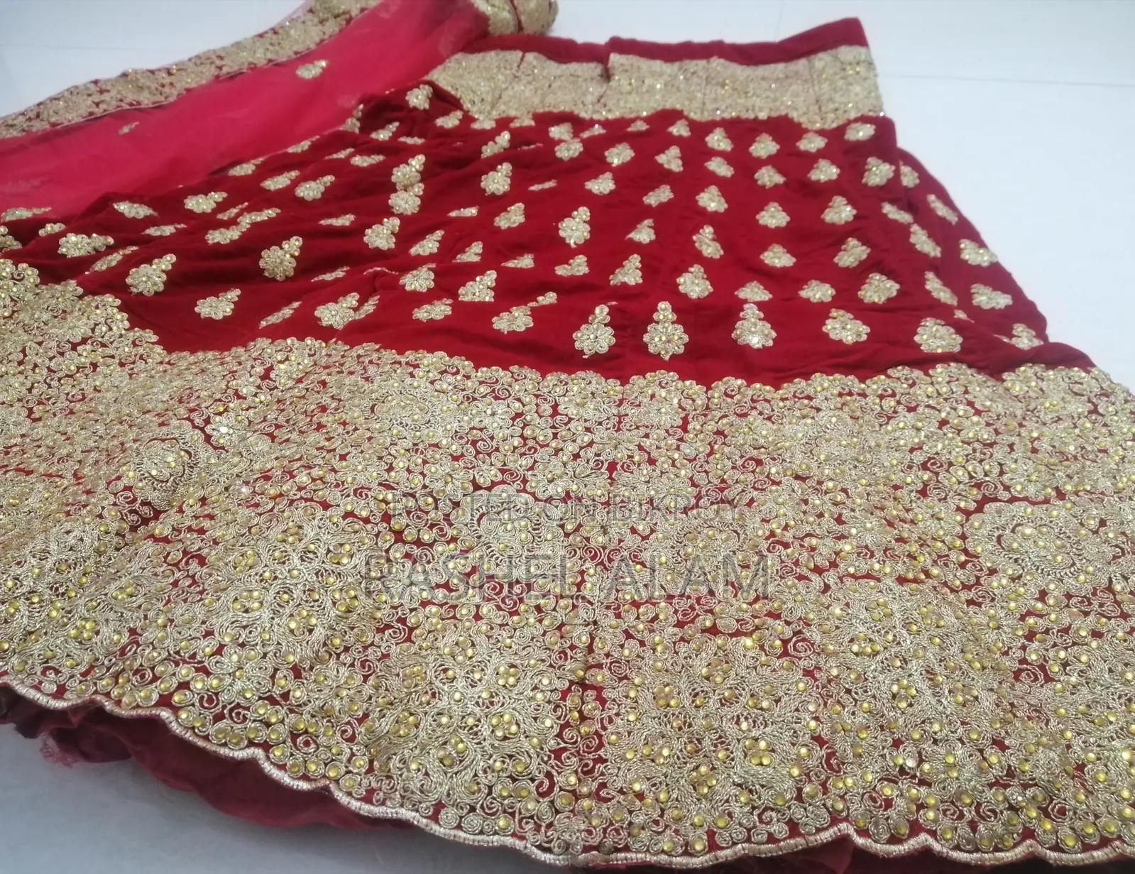 লেহেঙ্গা বিক্রি করতে চাই