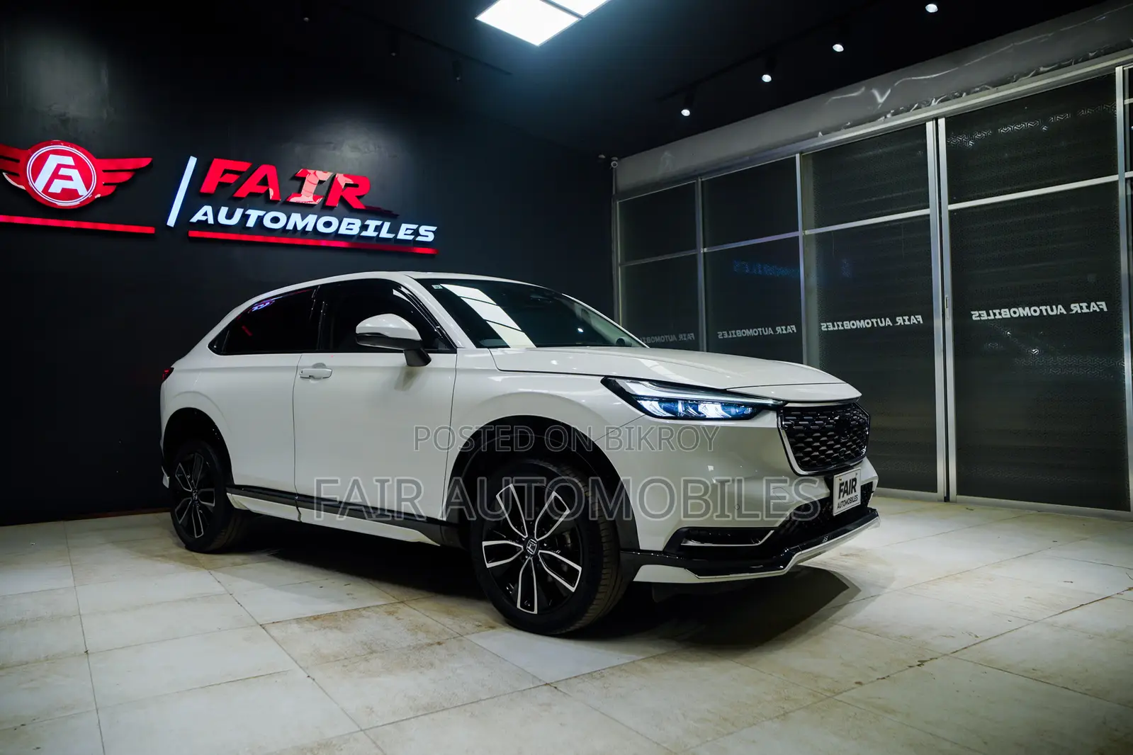 Honda Vezel 1.5 Hybrid 2WD 2021 White