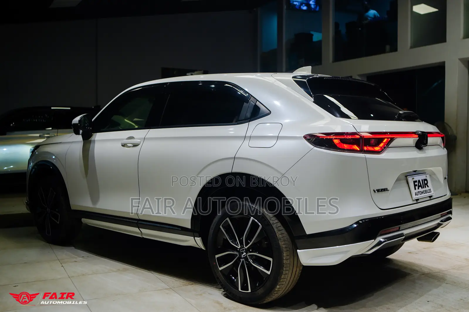 Honda Vezel 1.5 Hybrid 2WD 2021 White