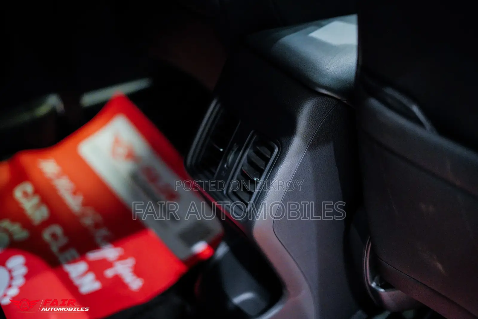Honda Vezel 1.5 Hybrid 2WD 2021 White