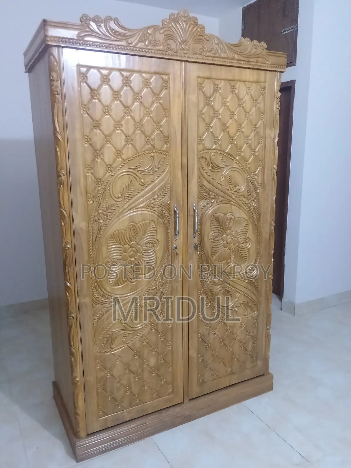 Premium Teak Wood Wardrobe with Carvings