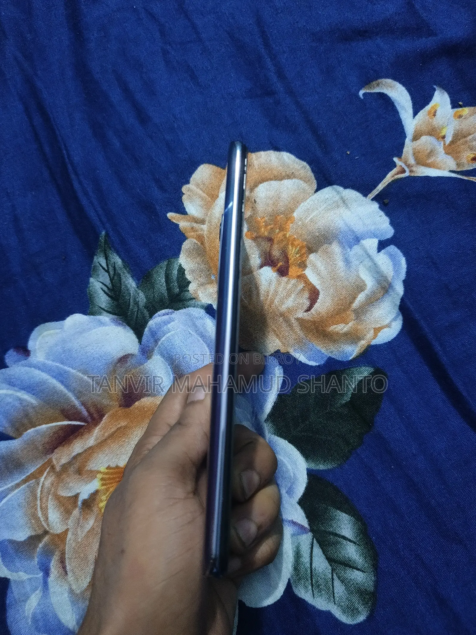 Vivo Y73s 128 GB Blue