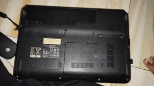 Laptop eMachines 4GB Intel Celeron HDD 256GB