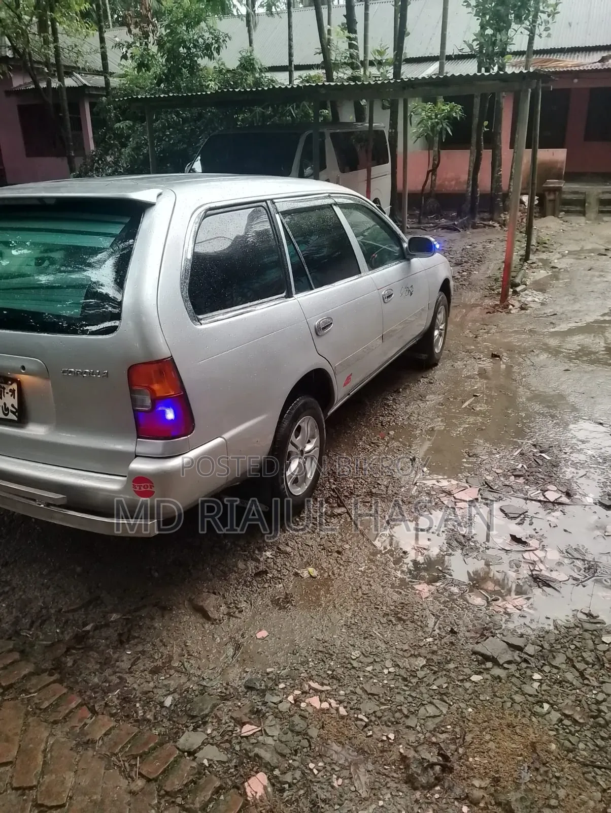 Toyota Corolla 2001 Silver
