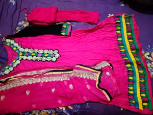 গাউন সেট বিক্রি হবে