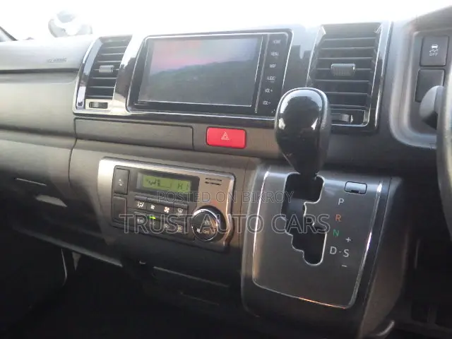 Toyota TownAce 2021 Pearl
