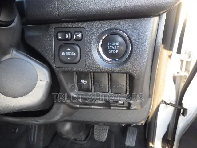 Toyota TownAce 2021 Pearl