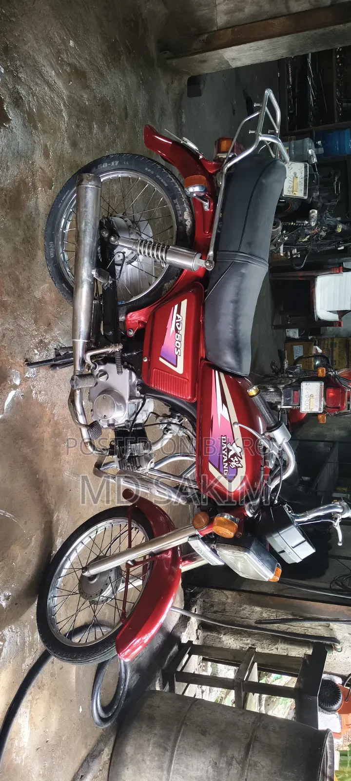 Runner Bullet 100 2017 Red