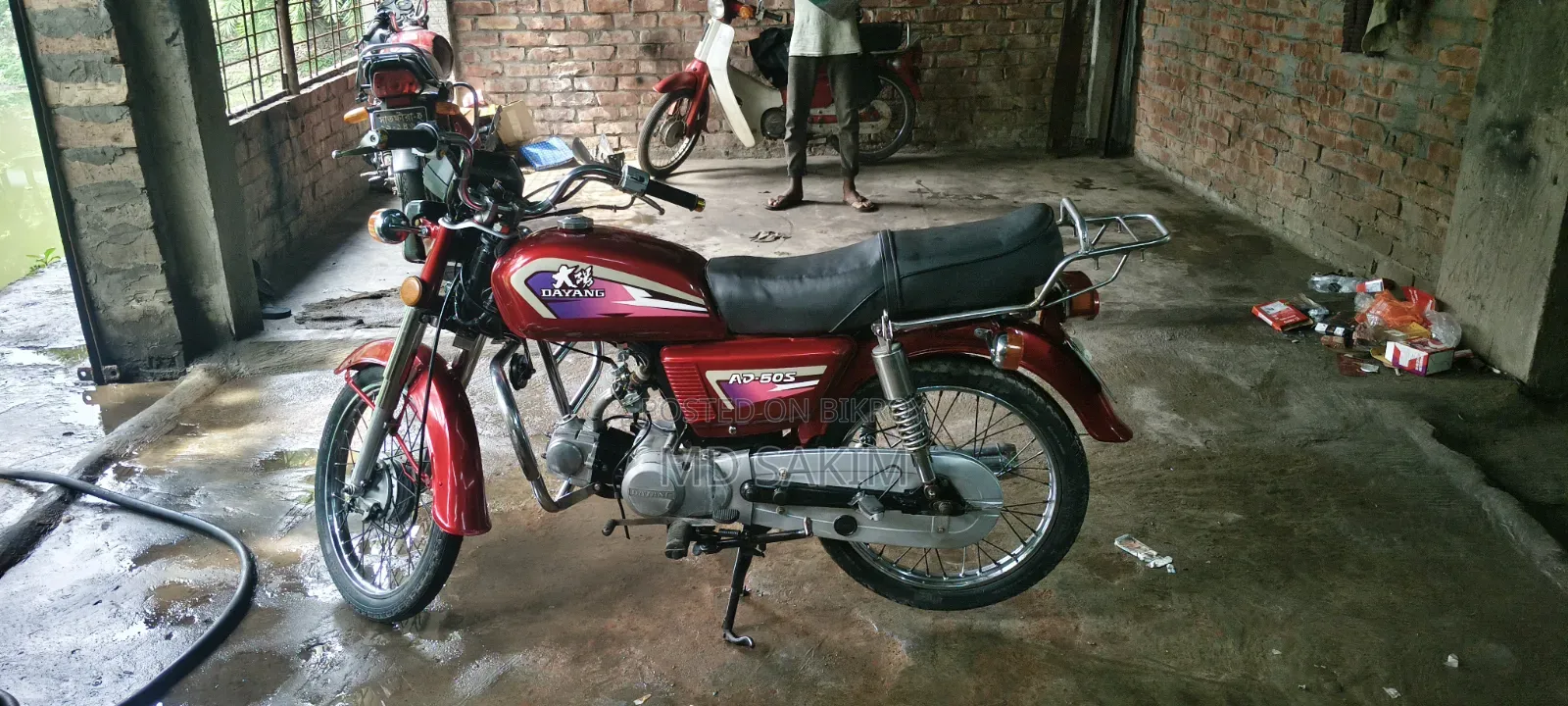 Runner Bullet 100 2017 Red