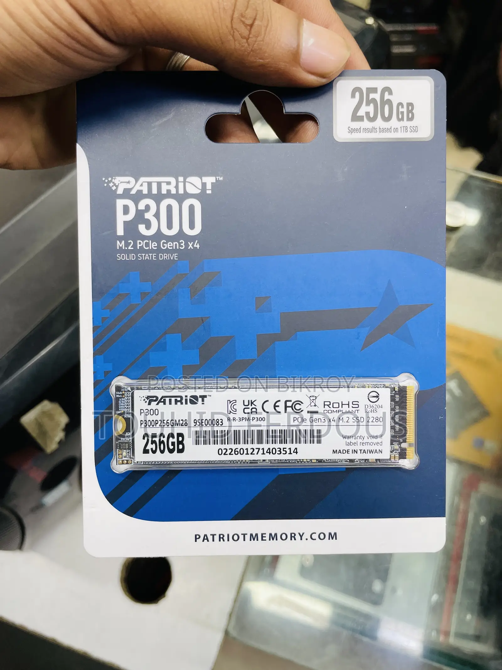 Desktop Computer 8GB AMD Ryzen 5 SSD 256GB