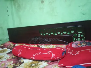Large bed, very good, not used for long