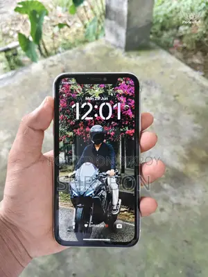 অ্যাপল আইফোন ১১ ১২৮ জিবি সাদা