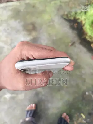 অ্যাপল আইফোন ১১ ১২৮ জিবি সাদা