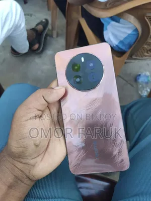 রিয়েলমি ১২৮ জিবি পিঙ্ক