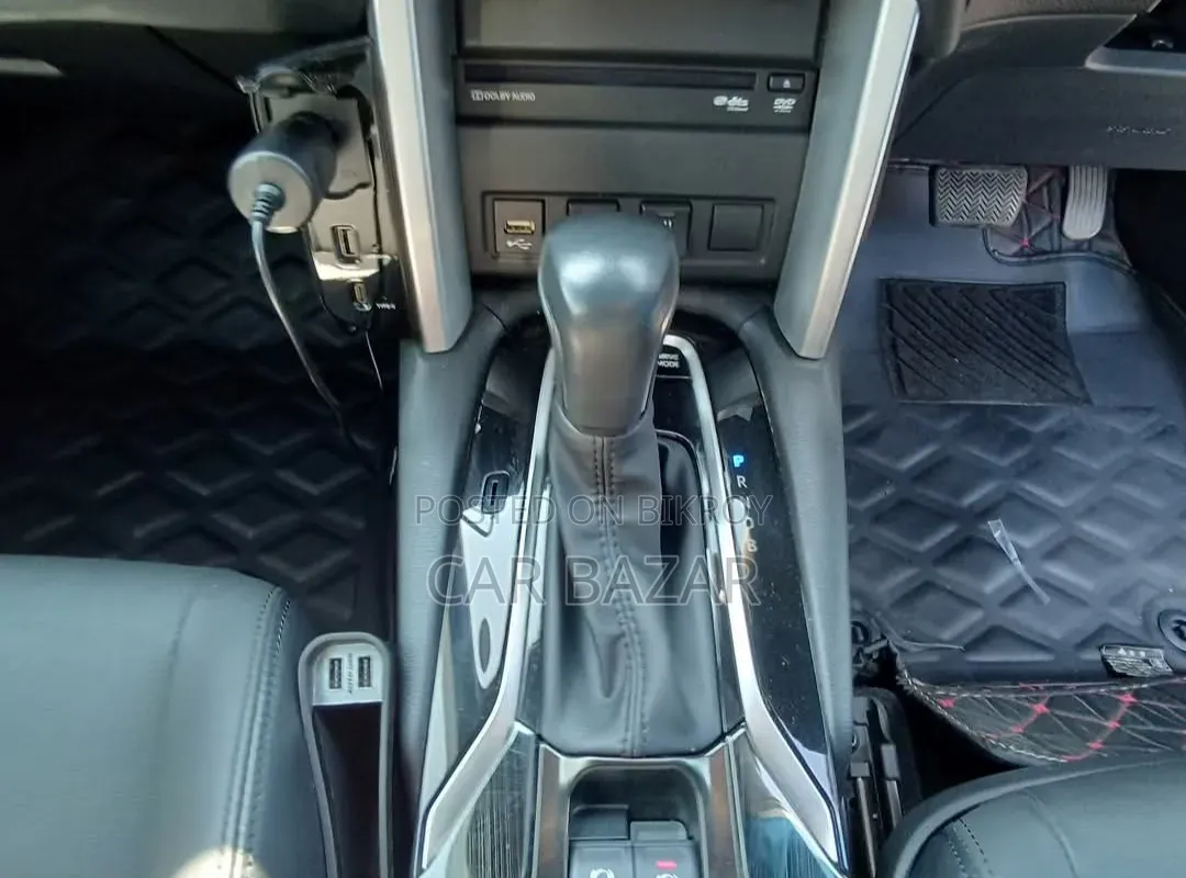 Toyota Corolla Cross 2023 Silver