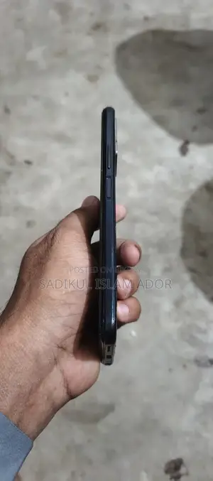 Vivo Y33s 128 GB Black