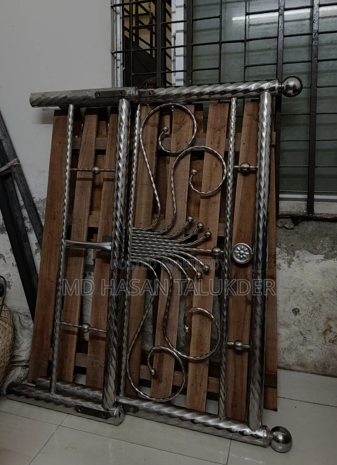 Steel bed 4 feet by 7 feet