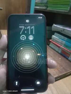Apple iPhone 11 64 GB Red