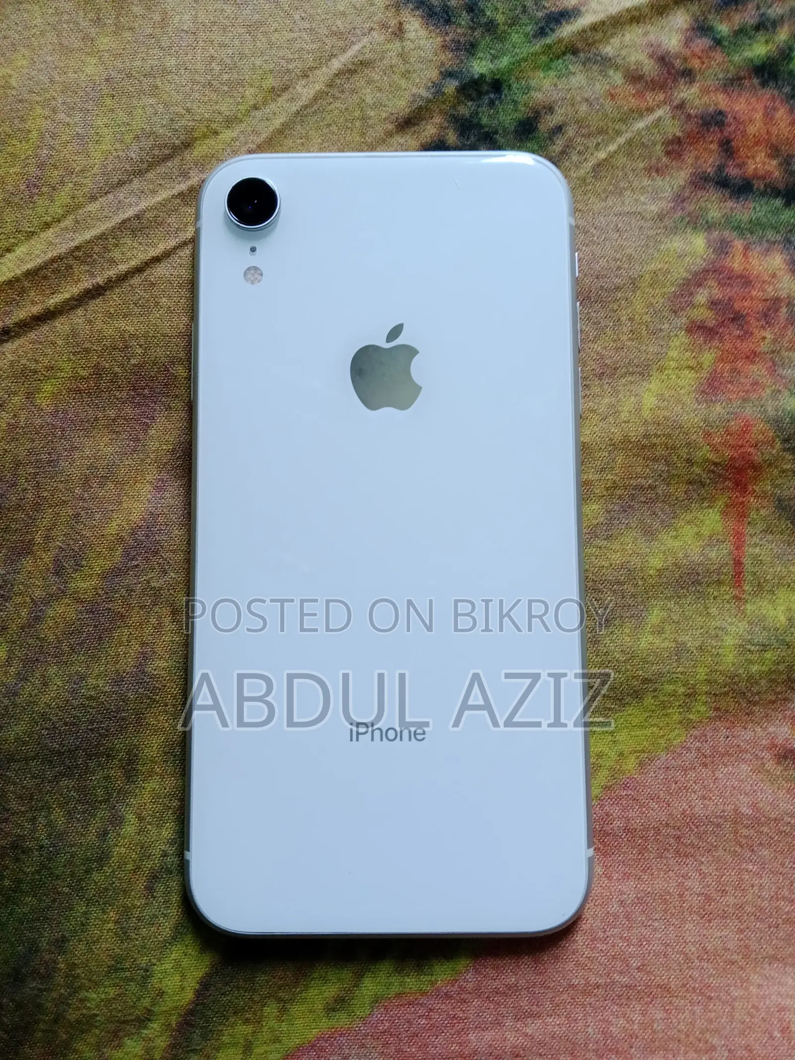 Apple iPhone XR 64 GB White