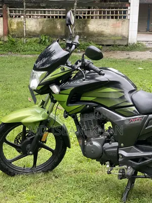 Hero Hunk 150 2019 Black