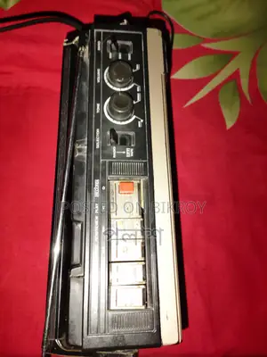 ন্যাশনাল প্যানাসনিক রেডিও ক্যাসেট প্লেয়ার