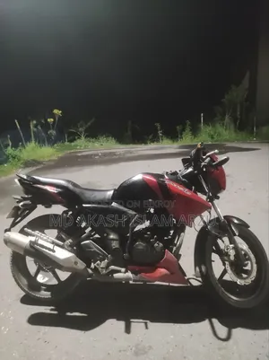 TVS Apache RTR 160 2V 2013 Red