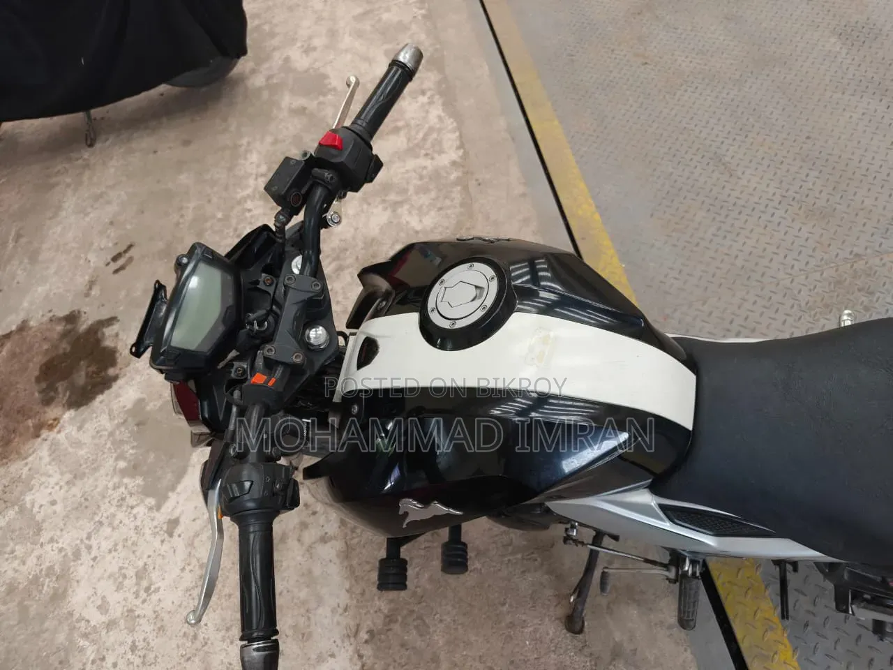 TVS Apache 160 4V 2020 Black