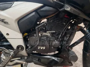 TVS Apache 160 4V 2020 Black