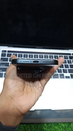 Apple iPhone 15 Plus 128 GB Black