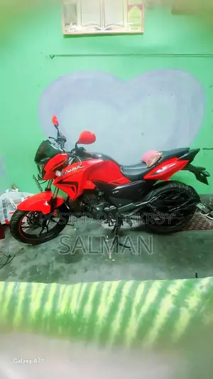 Hero Hunk 2023 Red