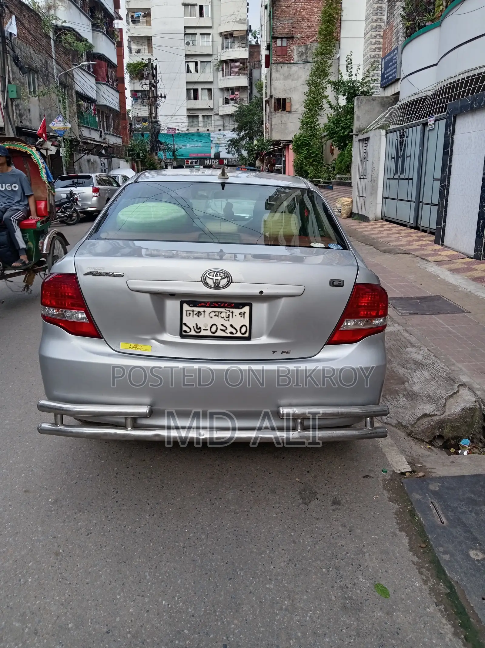 টয়োটা এক্সিও ২০১০ সিলভার