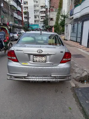 টয়োটা এক্সিও ২০১০ সিলভার